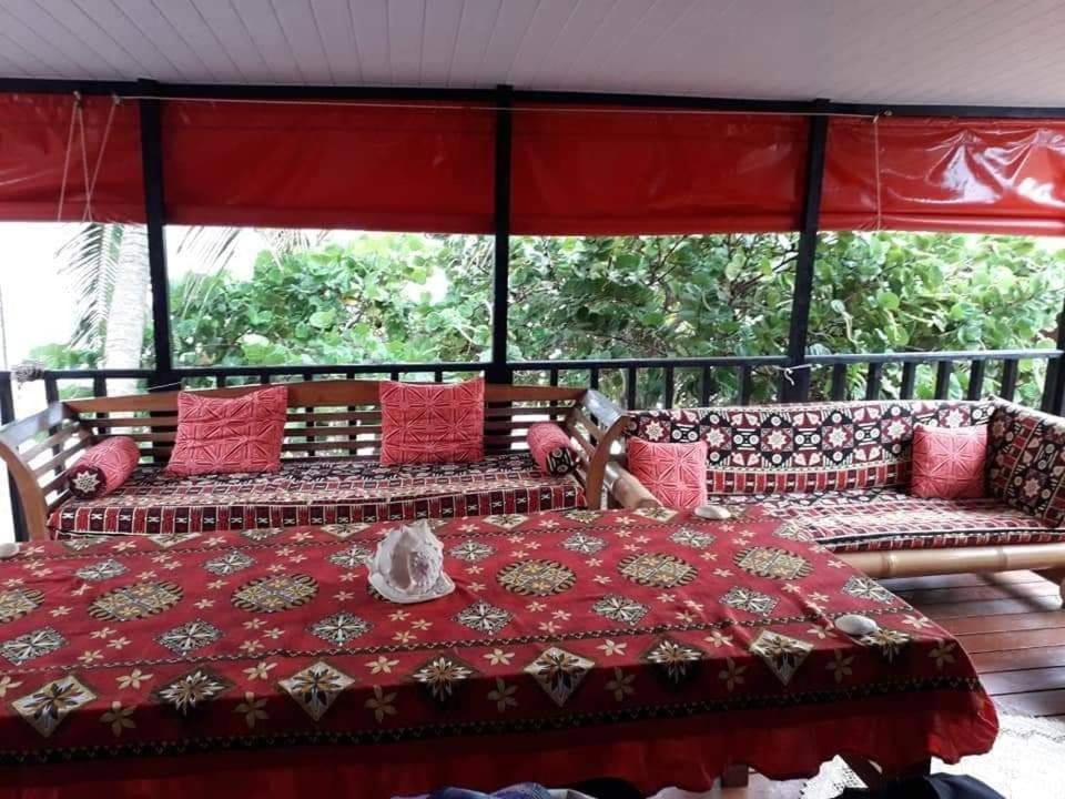 Moorea Temae Bungalow Lory Bord De Mer Esterno foto